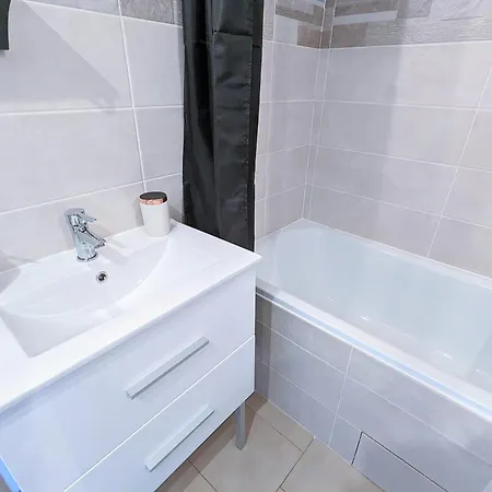 Appartement Au Calme + Parking Agde Exterior photo