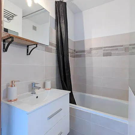 Appartement Au Calme + Parking Agde Exterior photo